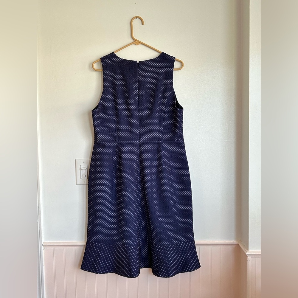 J. Crew Navy Blue Polka Dot Sheath Dress Flounce Hem Sleeveless Office - Picture 3 of 6